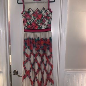 MUTOLA PLEATED TEA-LENGTH DRESS size xs tadashi shoji